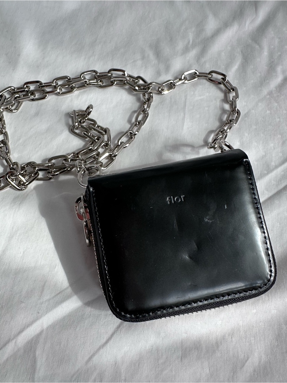 Korean brand FLOR wallet on chain